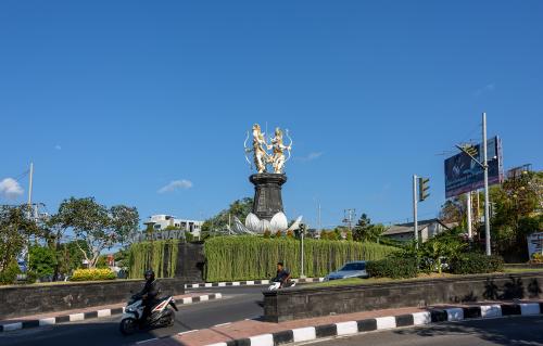 190811x37