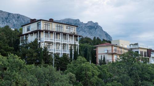 Алупка
