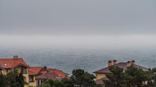 Алупка. Дождь