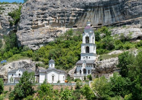 Бахчисарай. Успенский пещерный монастырь