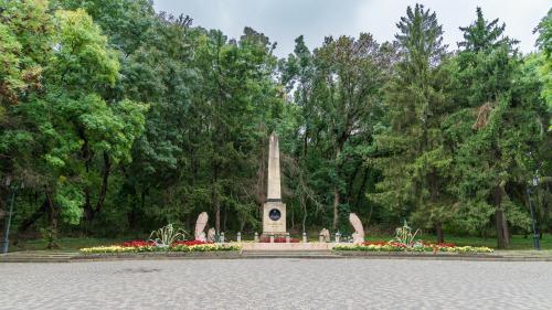 Пятигорск. Машук. Памятник Лермонтову