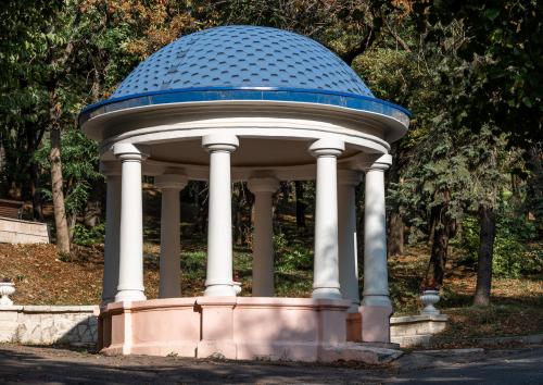 Пятигорск. Ротонда на ул Лермонтова