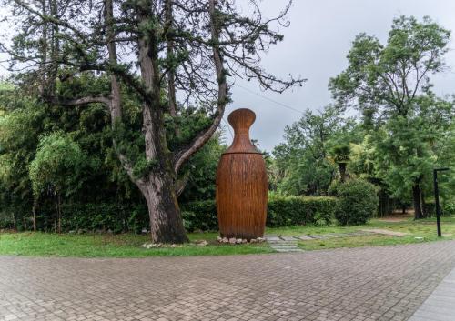 Проспект Ардзинба. Приморский парк